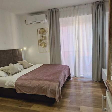Amari Apartment Starigrad Paklenica Exterior foto