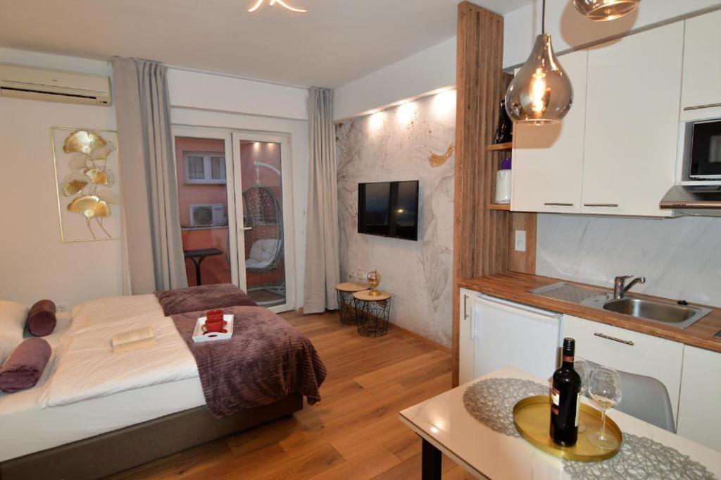 Amari Apartment Starigrad Paklenica Exterior foto